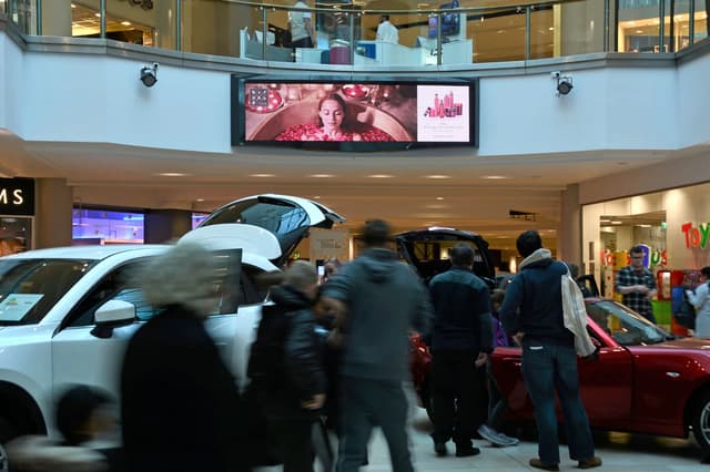 Highcross Shopping Centre, Leicester (Screen 1)