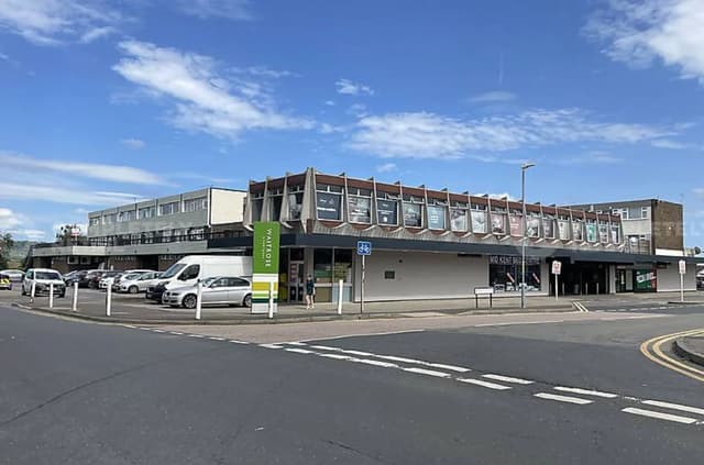 Mid Kent Shopping Centre, Maidstone (Screen 1)